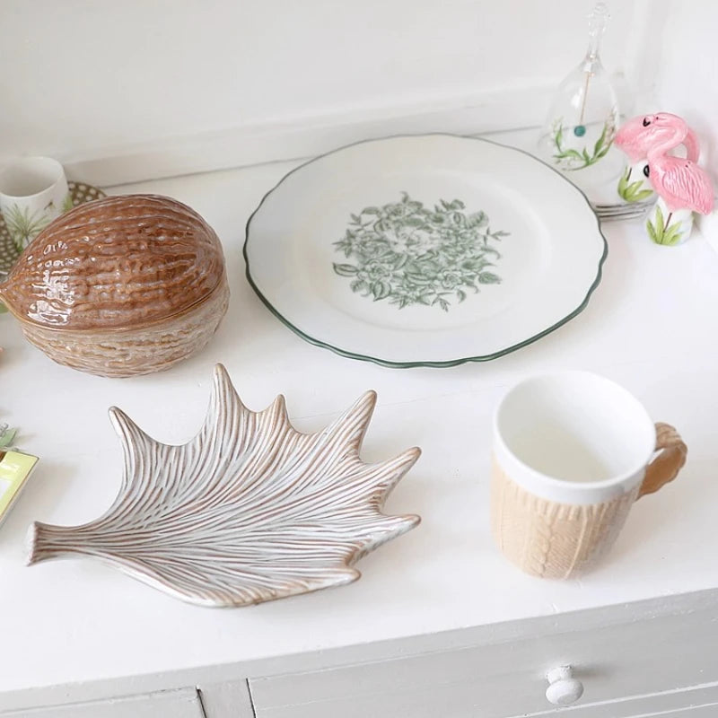 Nordic Leaf Ceramic Plate